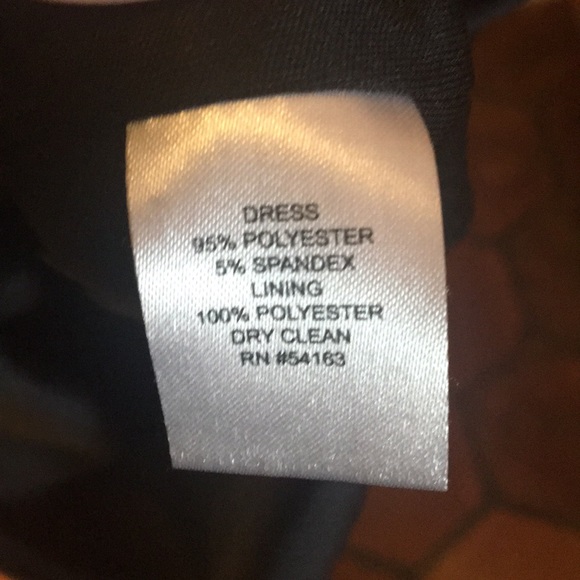 Jessica Simpson black dress - Picture 4 of 4